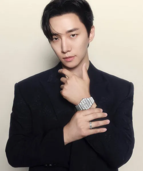 อีจุนโฮ (Lee jun ho)